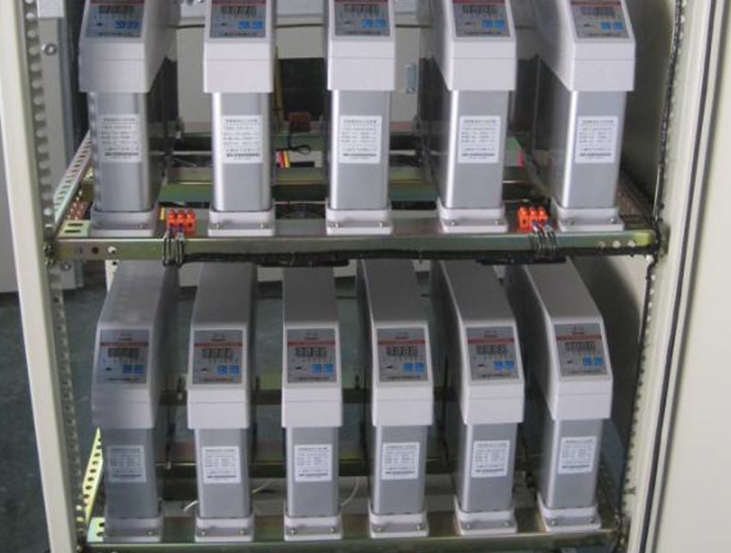 紫電電氣_低壓開關(guān)柜內(nèi)電容器安全運行的電流、電壓和溫度有什么要求